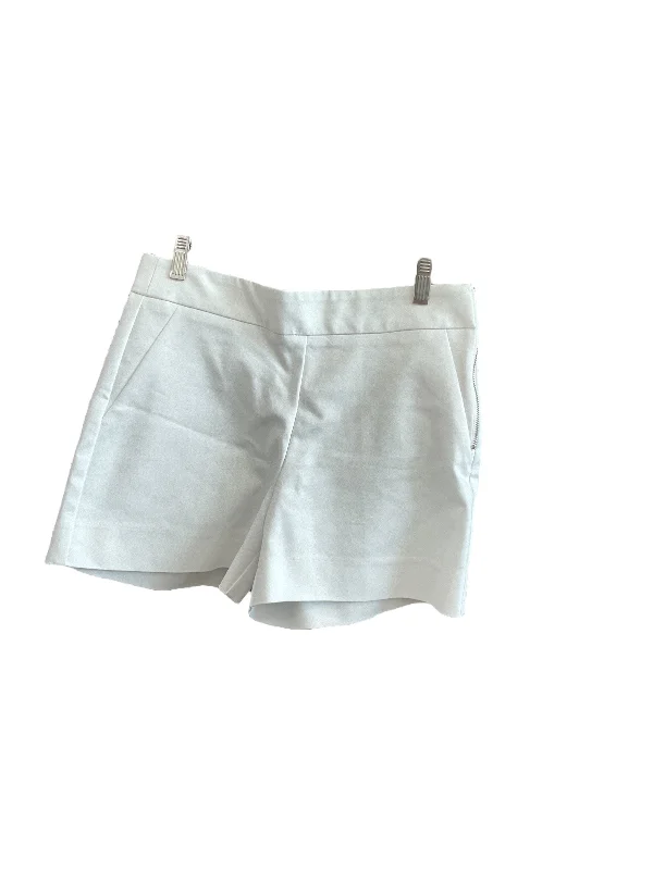 Shorts By Saks Fifth Avenue In White, Size: 4