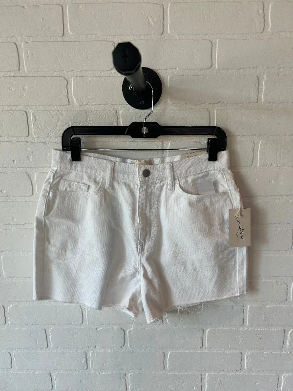 Shorts By Universal Thread In White, Size: 6