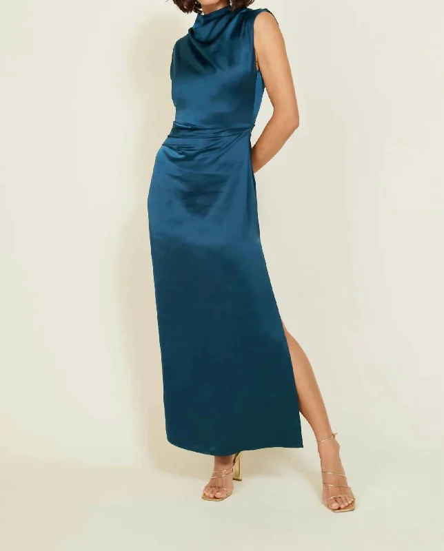 Dede Maxi Dress In Blue